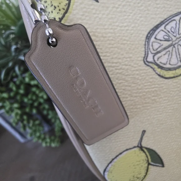 Coach Teri Shoulder Bag/Crossbody Lemon Print Coated Canvas With Matching Wallet - Picture 8 of 15